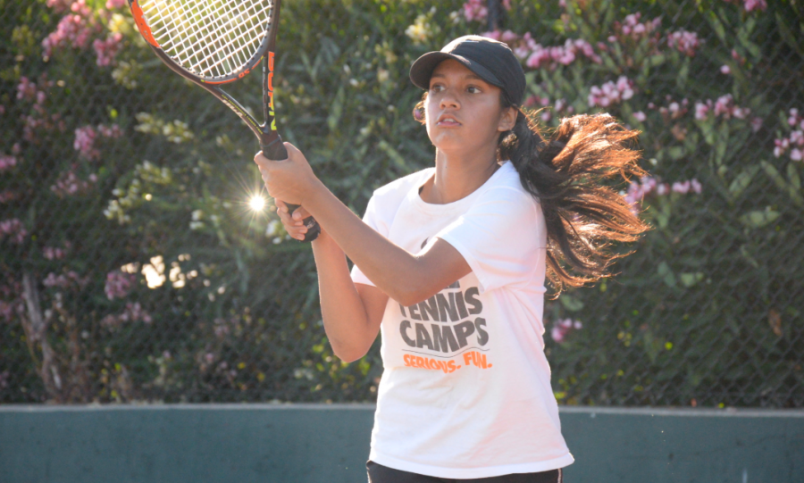 Girls’ tennis: Burlingame looks to take down top competition