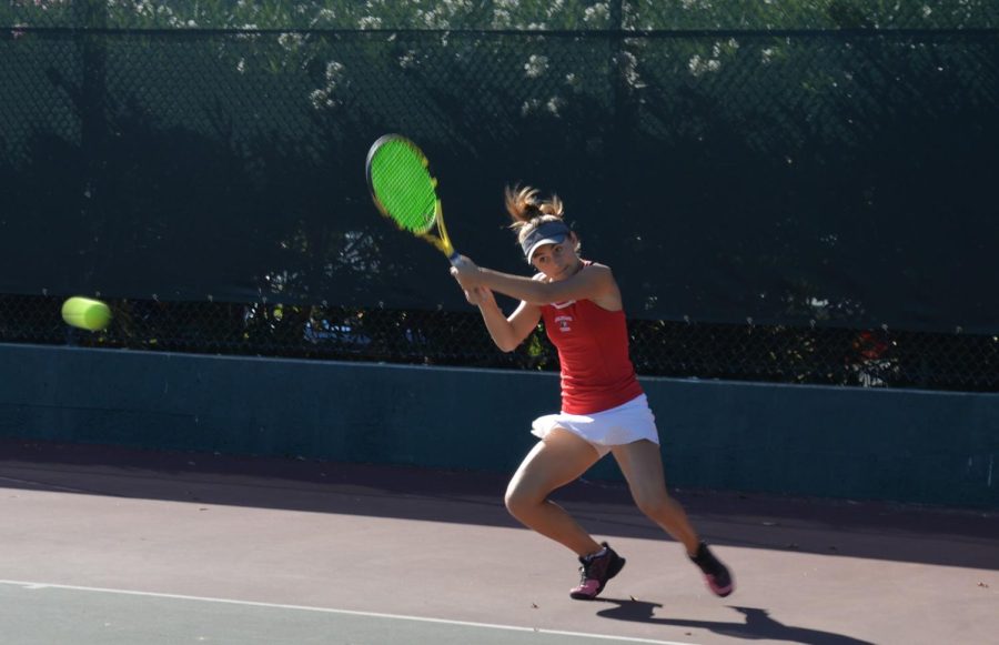 Junior and No. 1 singles player Mila Mulready won her match easily (6-0, 6-1) against Carlmont’s top competition. Last season, she won the Peninsula Athletic League’s individual tournament. 
