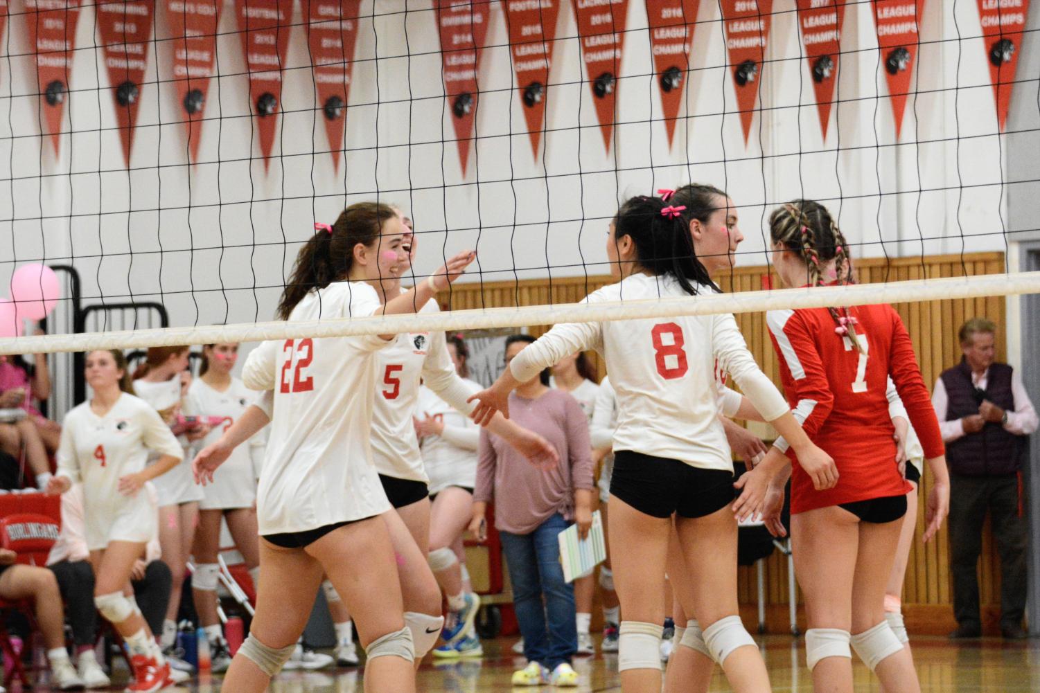 Girls%E2%80%99+varsity+volleyball+ends+three-year+drought+against+Hillsdale