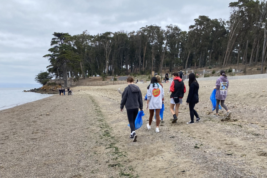 Cascade Climate Action club cleans up trash at Coyote Point on Oct. 23.