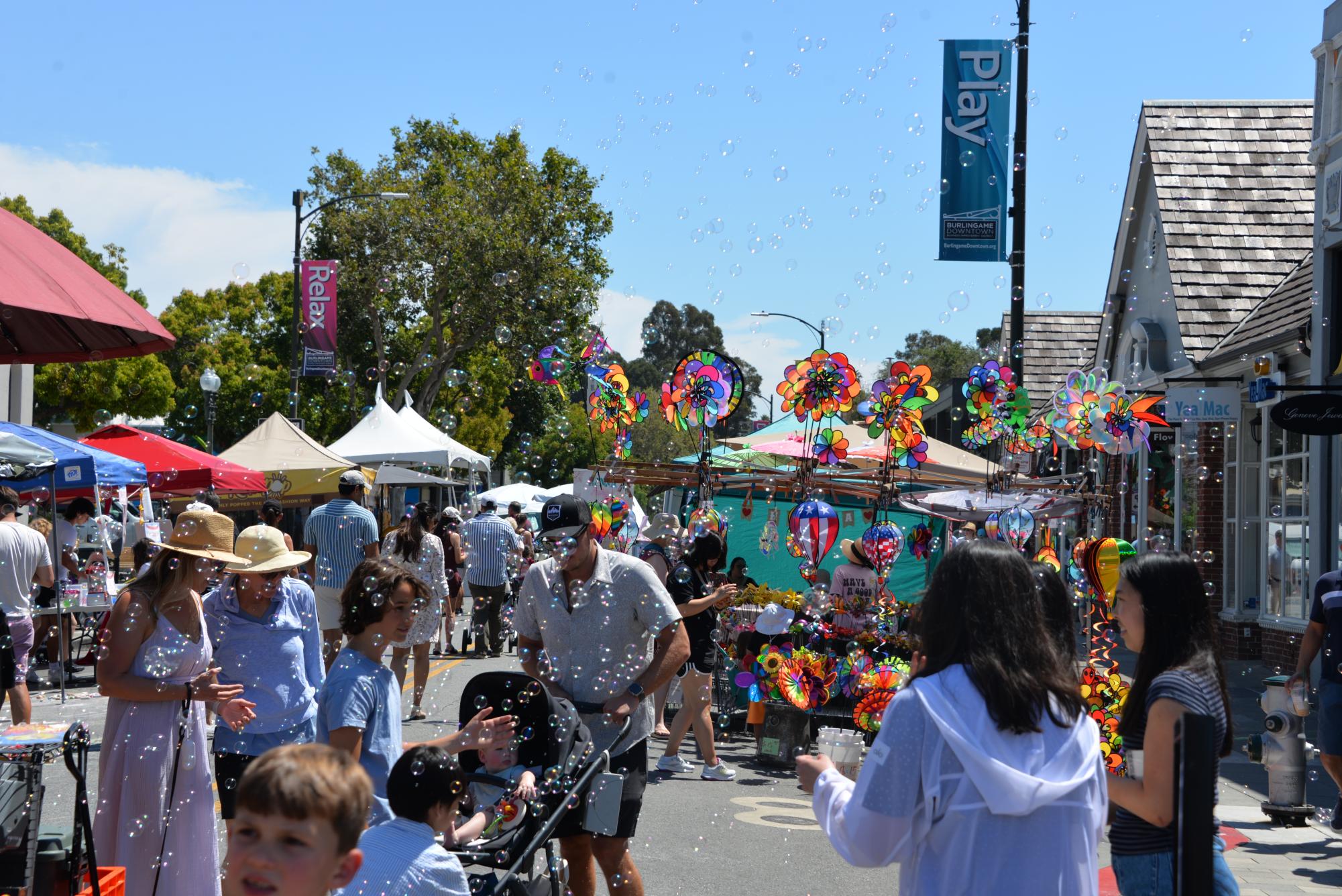 Booths%2C+food+trucks+and+live+music+crowd+the+streets+in+annual+%E2%80%9CBurlingame+on+the+Avenue%E2%80%9D+festival