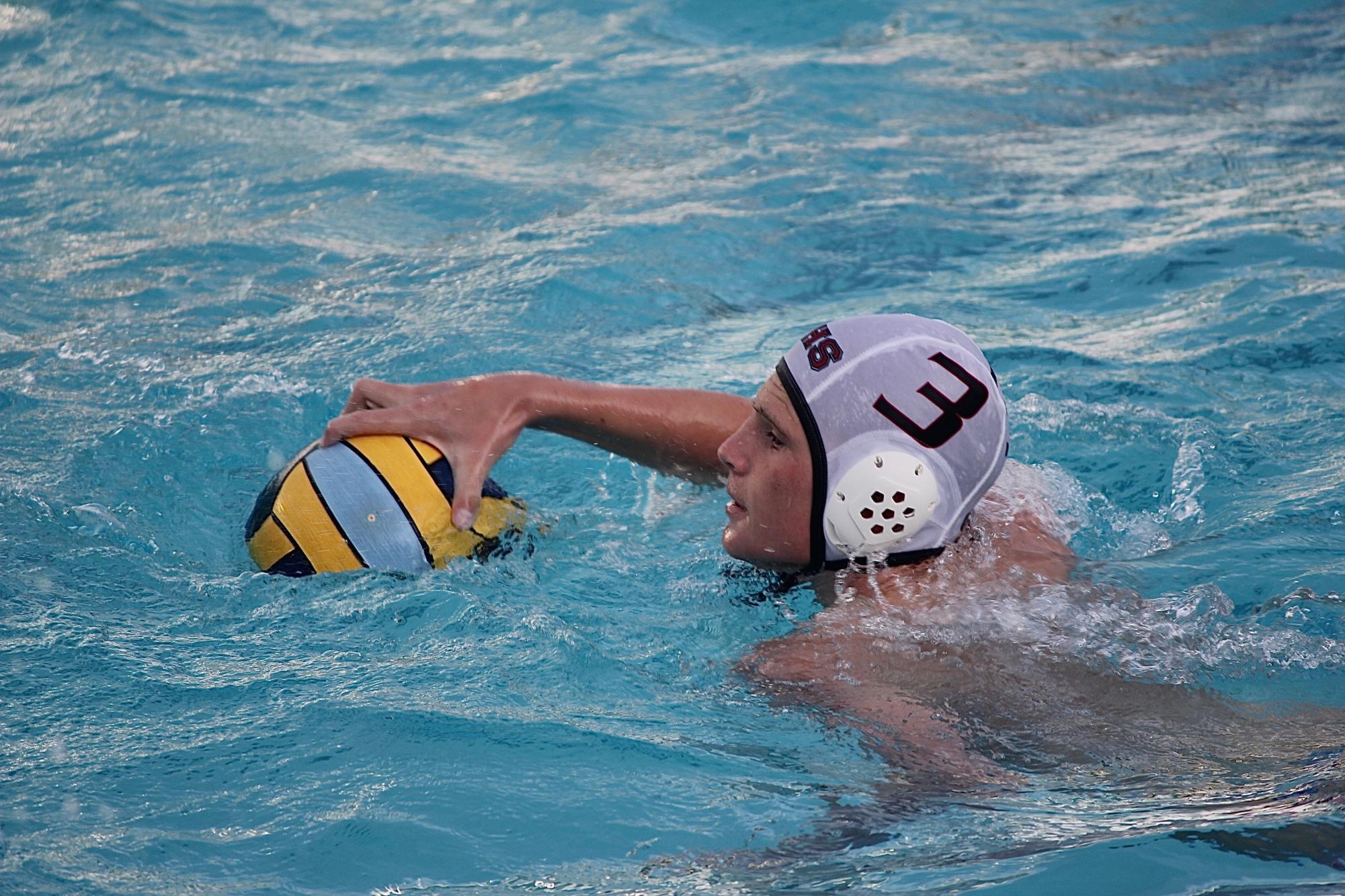 Boys%E2%80%99+water+polo+continues+dominant+season+with+victory+over+Half+Moon+Bay