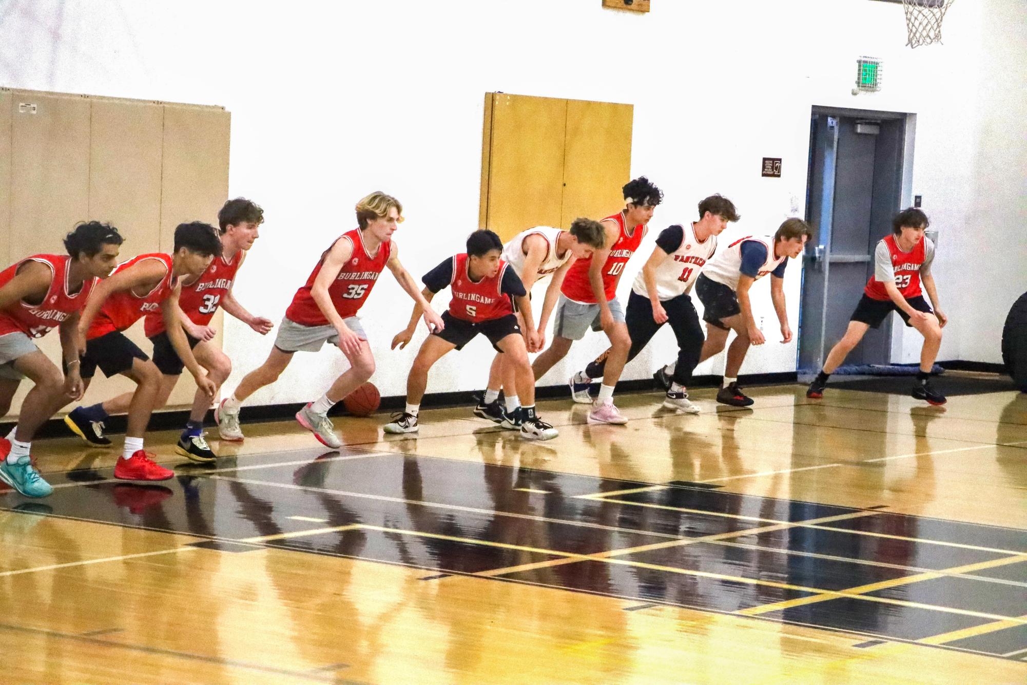 Boy’s basketball gets ready to run during practice on Nov. 20. The squad focuses on discipline as they prepare for the next matchup against Mountain View High School on Nov. 29. 