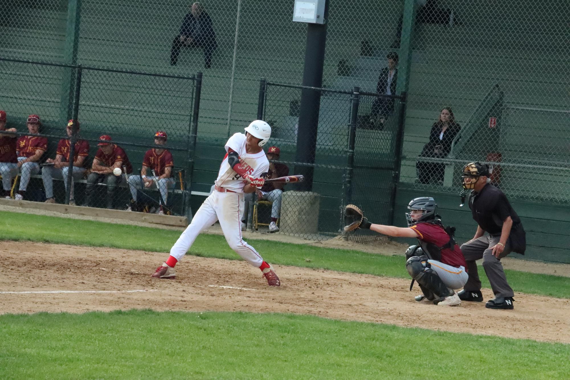 Baseball+continues+dominant+stretch+with+victory+against+Menlo+Atherton+for+share+of+league+lead