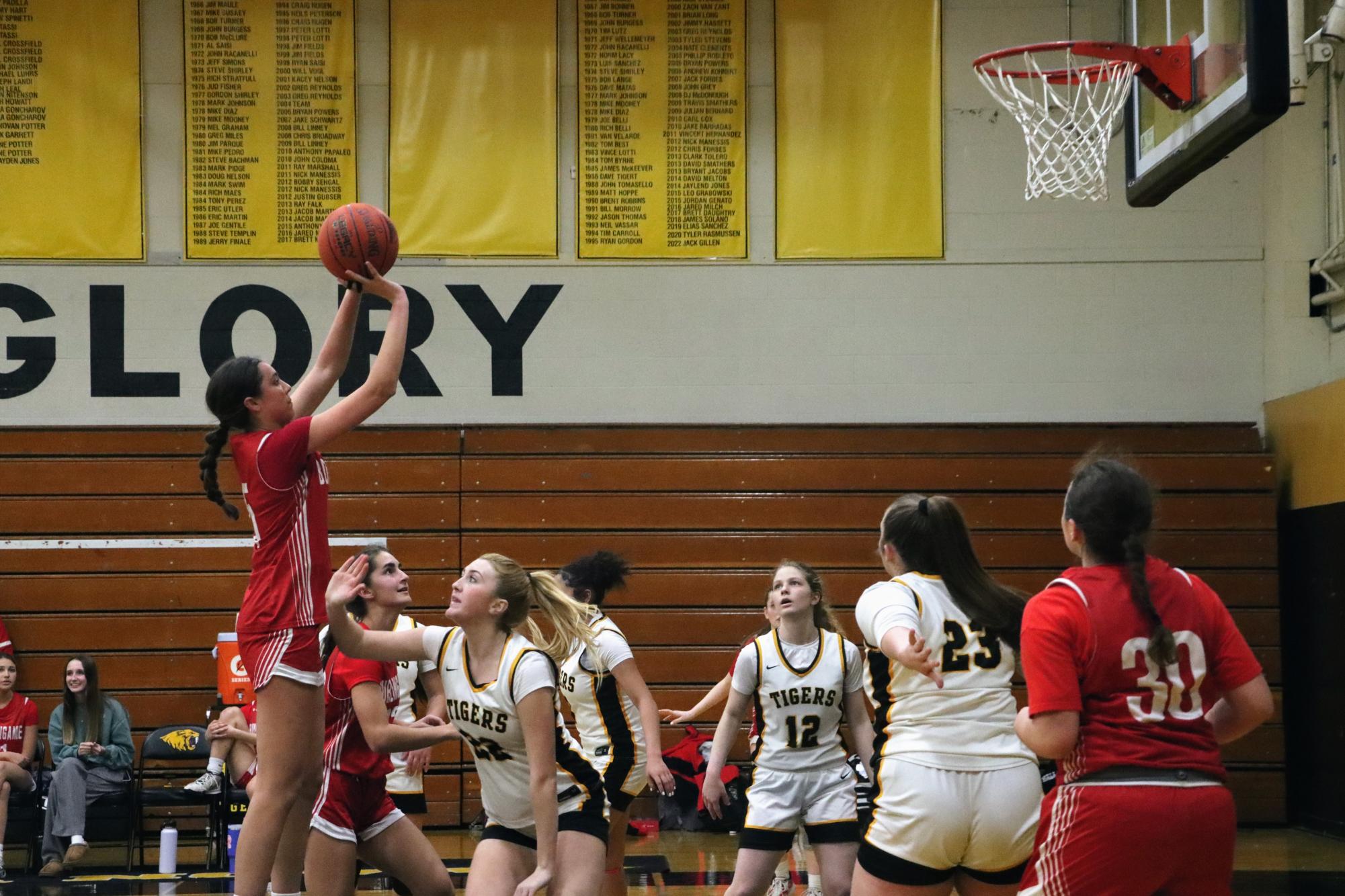 Girls' basketball loses final league game to Terra Nova on heartbreaking buzzer-beater