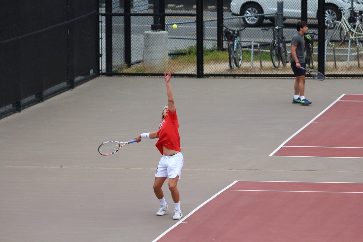 In his No. 3 singles match against Menlo-Atherton, junior Alex Bozinovic clinched 4-6, 6-4, 10-6.
