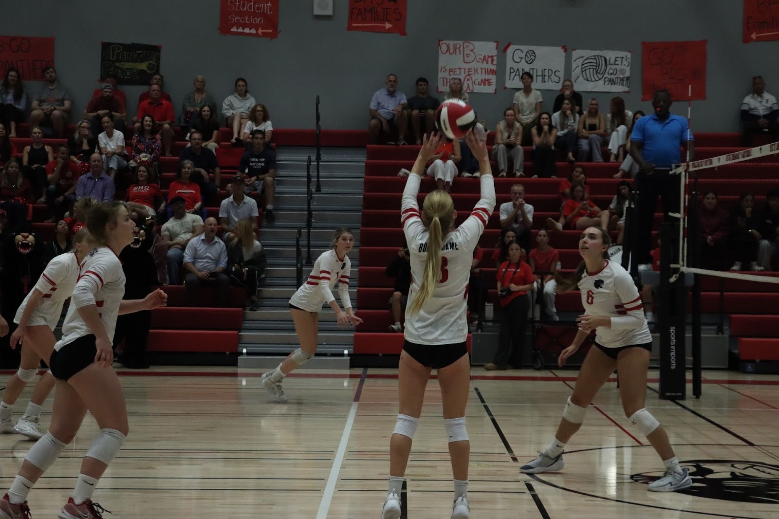 Girls’ volleyball wins first game in new gym with a 3-0 sweep against Sequoia