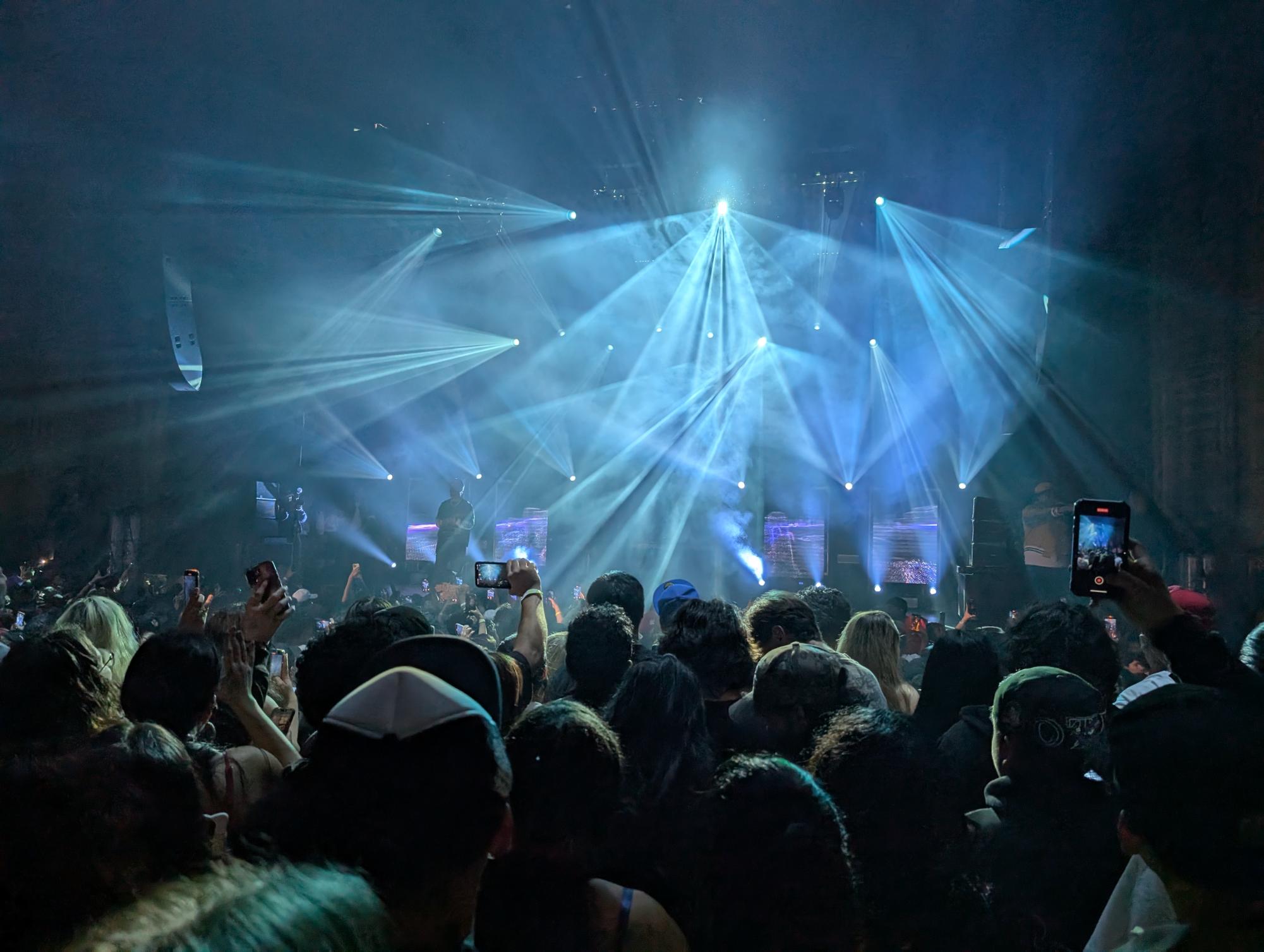 Shoreline Mafia turns reunion into explosive performance