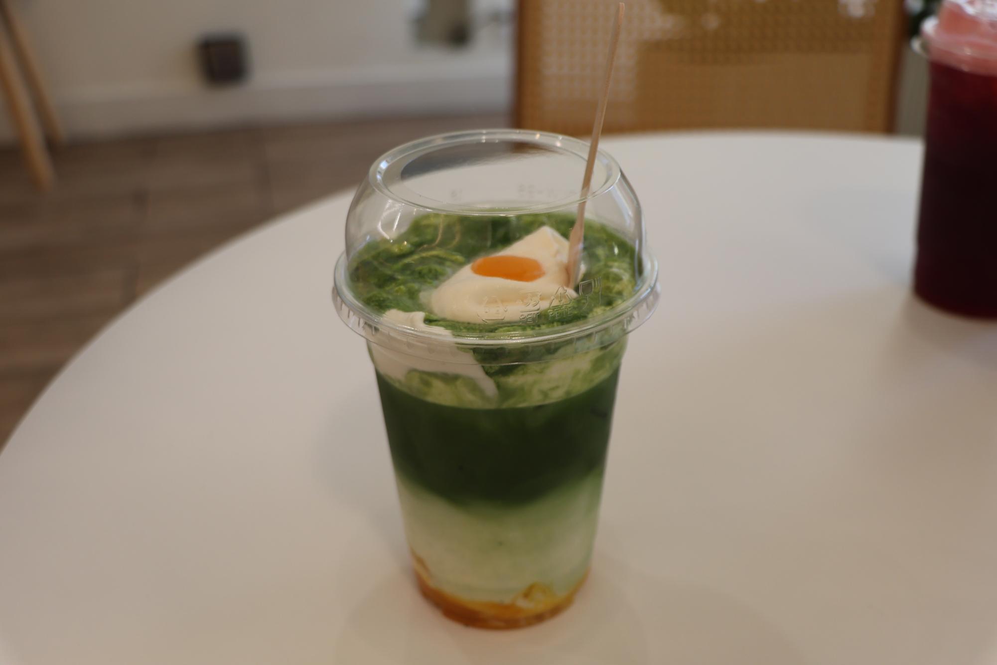 The Sunny Side Up Matcha Einspänner had a cohesive balance of flavors between matcha, mango, and whipped cream.