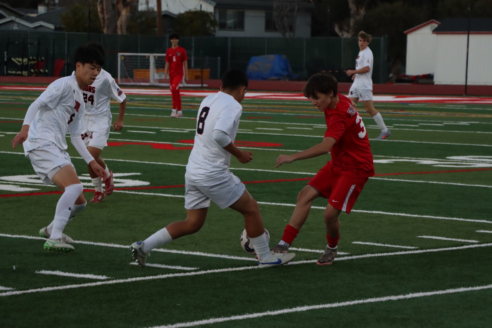Boys’ soccer triumphs over Aragon in league play