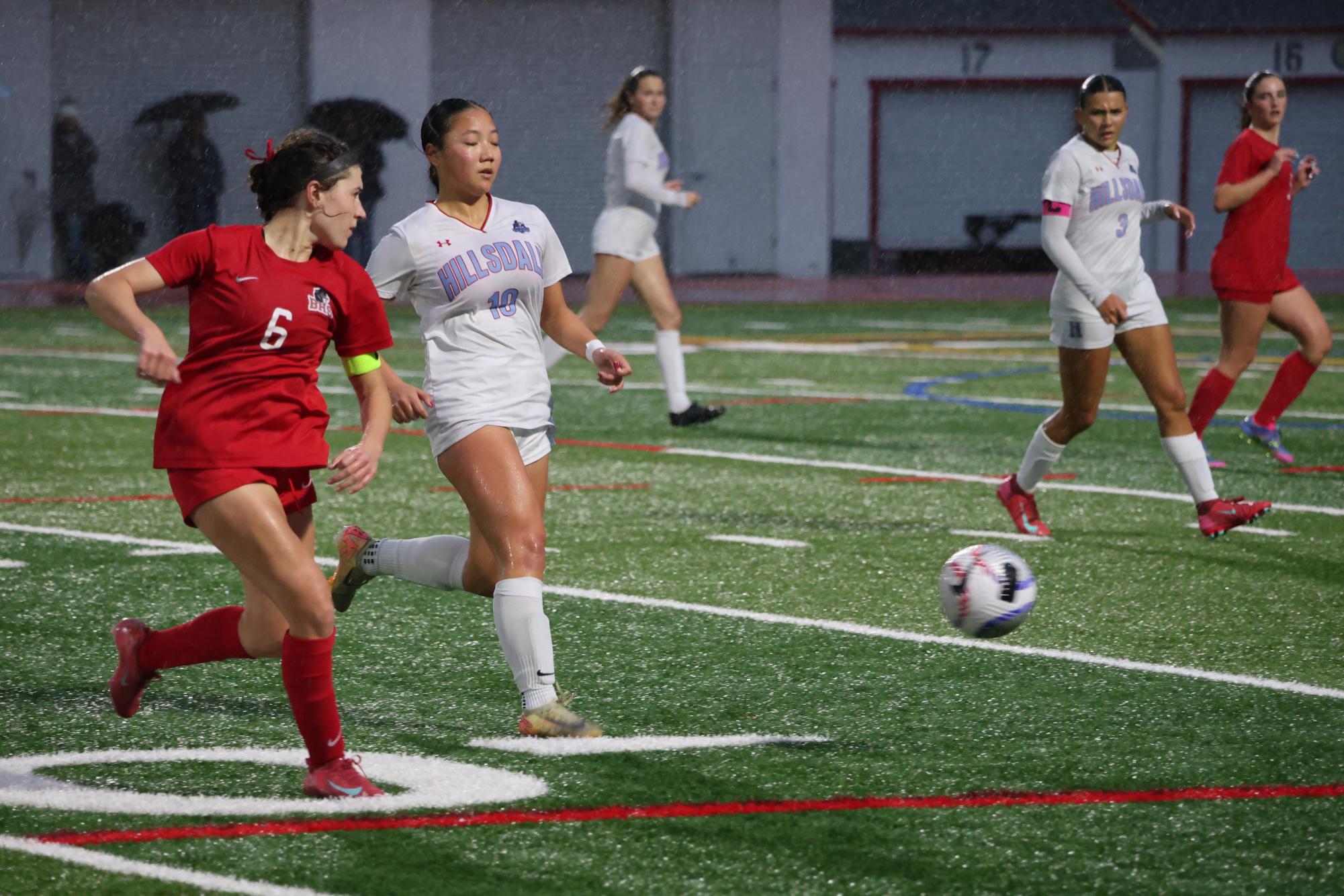 Girls’ soccer closes out season with senior night win