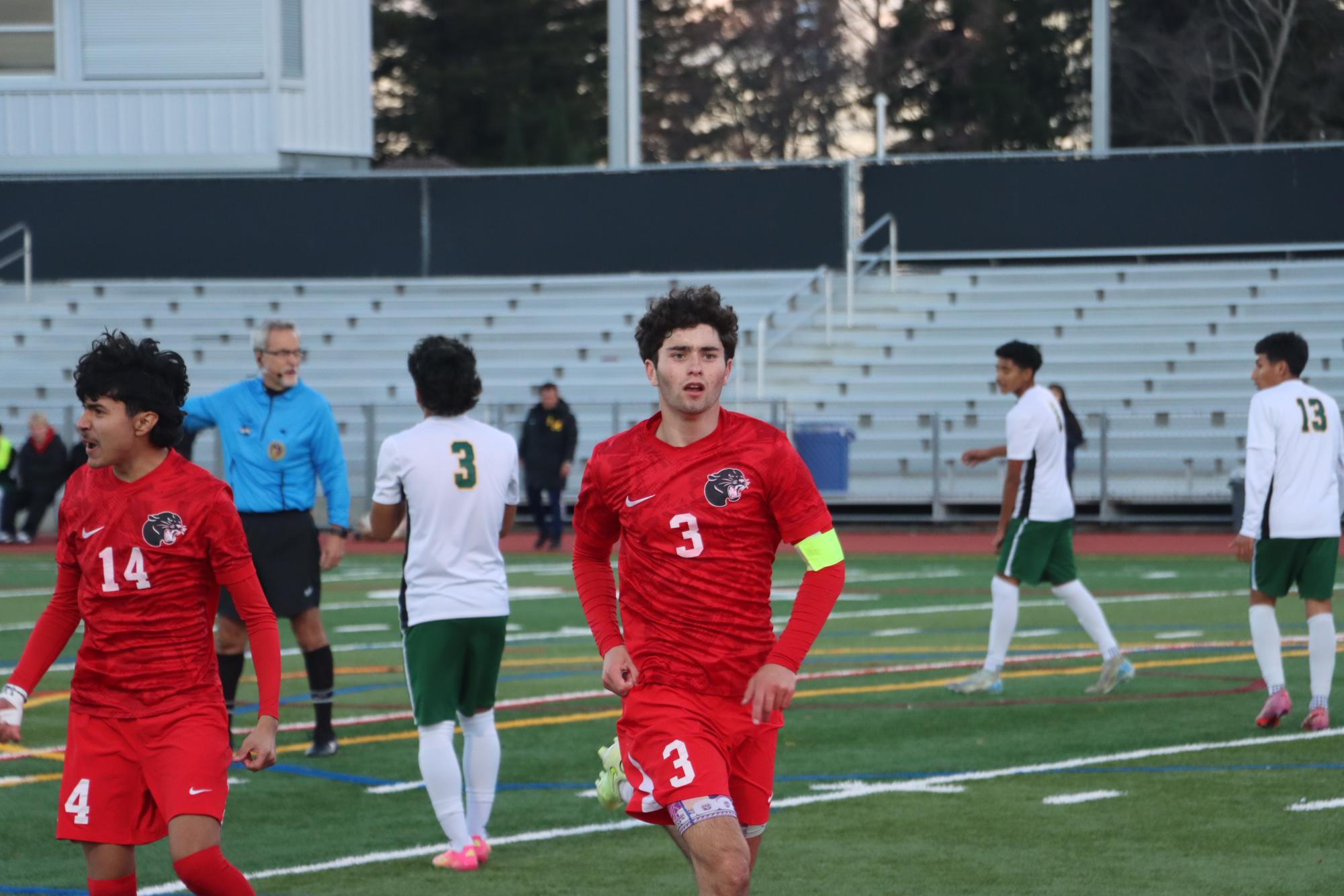 Boys’ soccer falls to Monterey in exhilarating overtime match