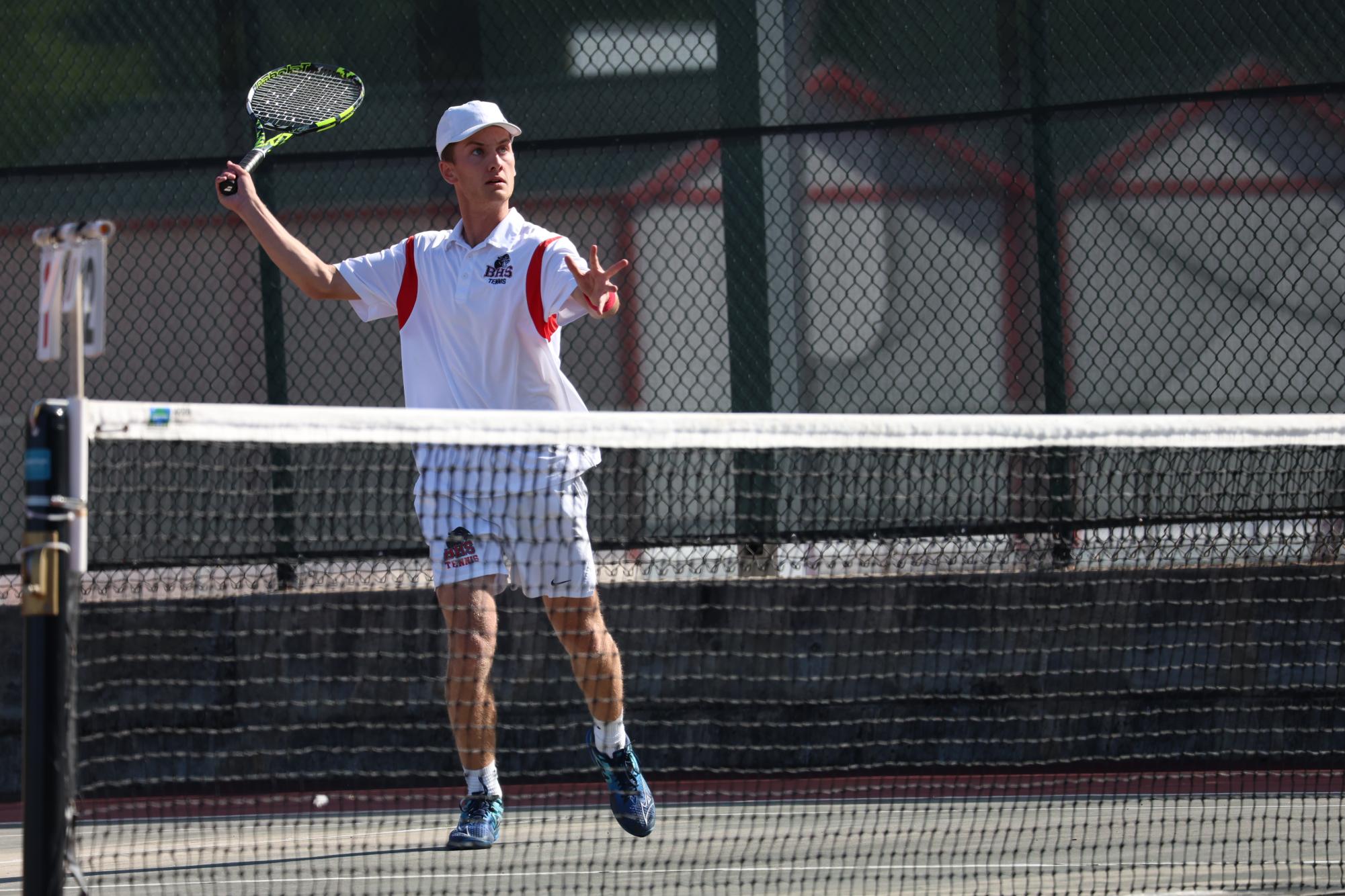 Boys’ tennis captures win on senior night against Menlo-Atherton