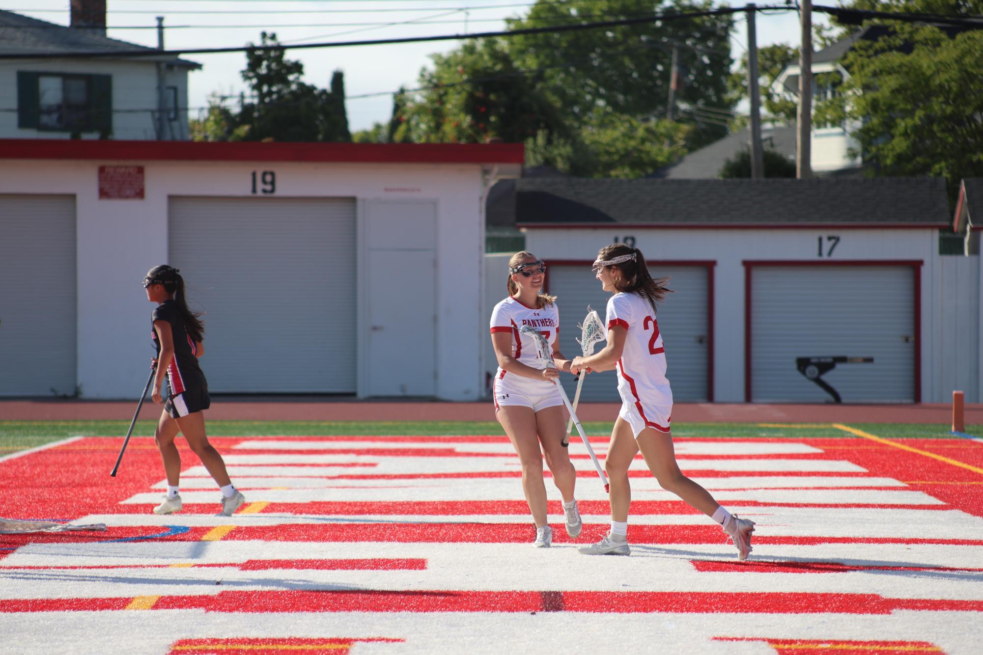 Girls’ lacrosse clinches senior night win against Castilleja